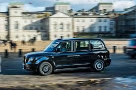 Per salvare lâ€™ambiente, Parigi prende il taxi â€˜londineseâ€™