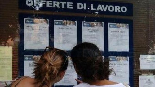 C'Ã¨ piÃ¹ lavoro in Europa, anche per i giovani. In Italia NO!