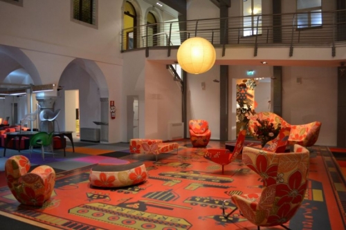 Metamorphosisâ€“Le collezioni Moroso fra design e arti visive